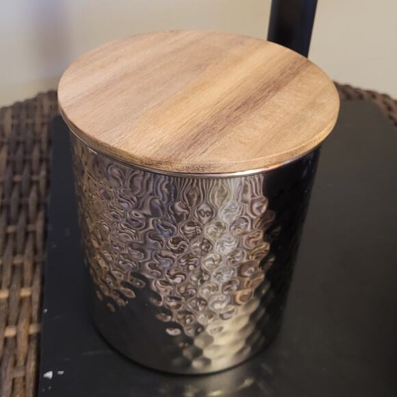 NIB UNCOMMON JAMES Silver Metal Hammered Cannister Set 2 Kitchen Gift Wood Lid - Picture 3 of 6